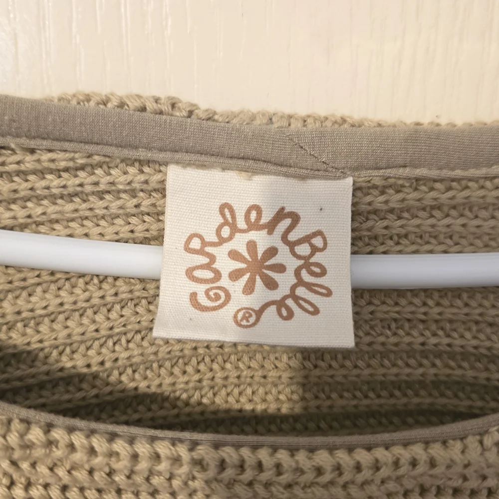 Gardenbelle 100% Organic Cotton Cozy Cropped Bell-Sleeve Sweater - Tan - Picture 4 of 9